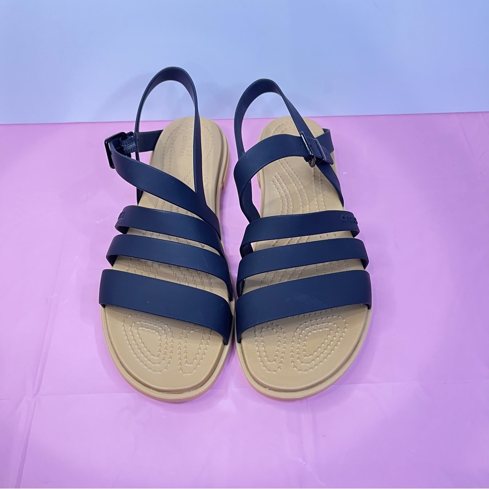 Crocs 8W Women's Black Strappy Sandals